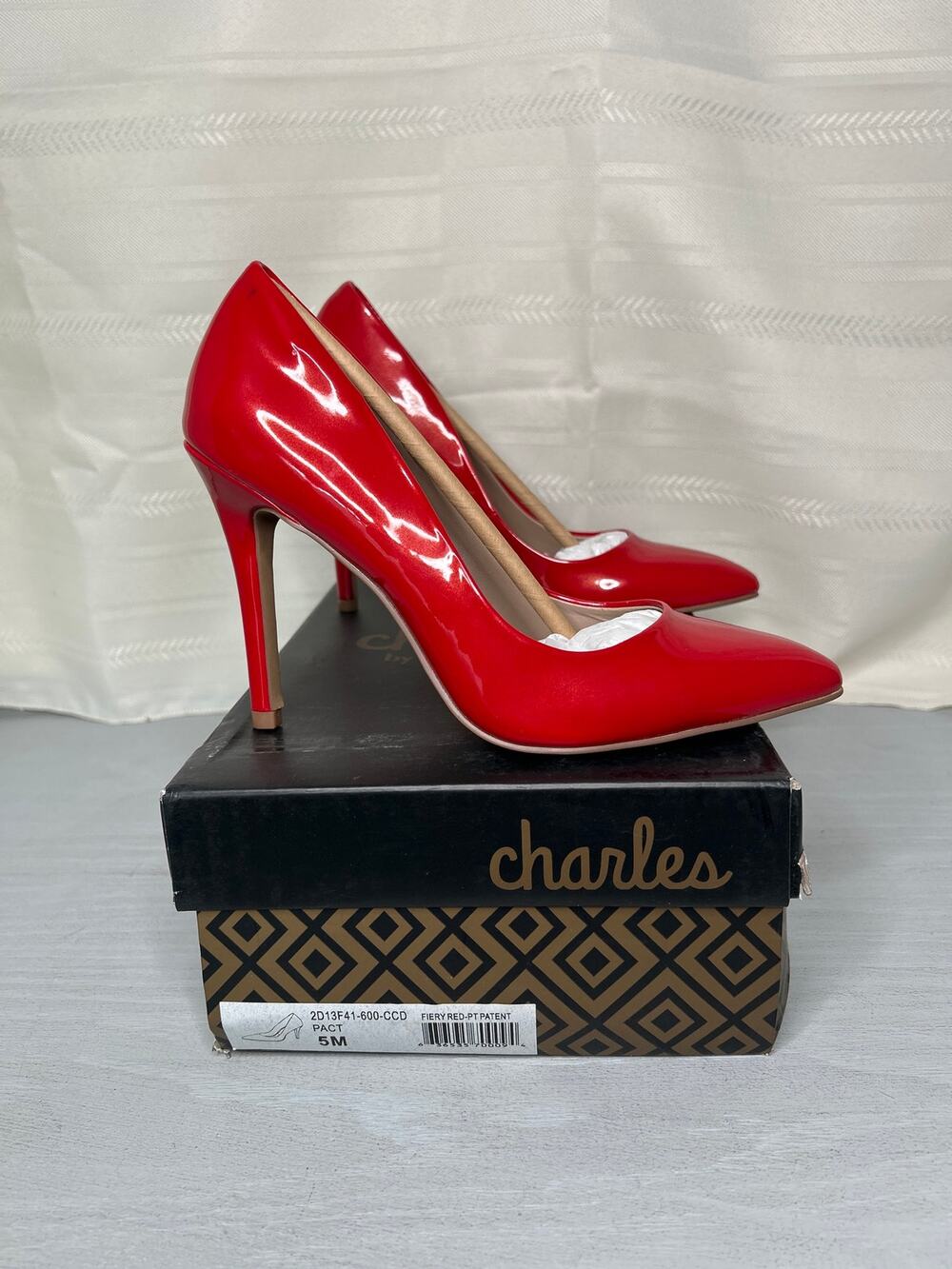 Charles by Charles David Pact Pointy Toe Stiletto Pumps Red Size 5M